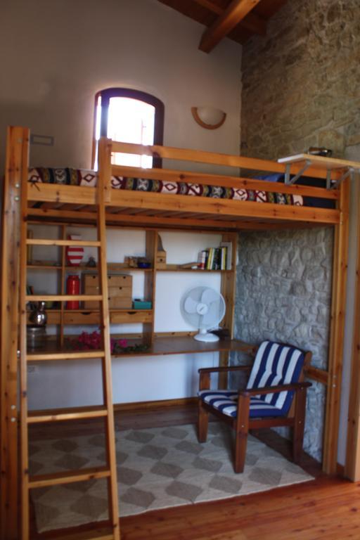 Rocca Del Vento Acomodação com café da manhã San Pantaleone Exterior foto